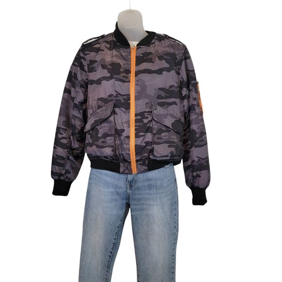 Camo Lightweight Bomber Jacket - Medium NWOT - Picture 2 of 16